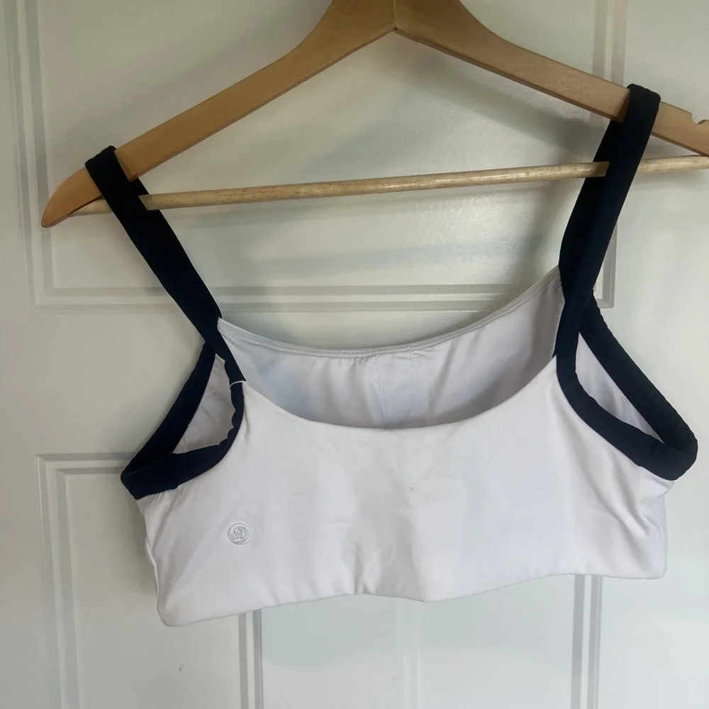 Lululemon Straight-Strap Sports Bra Medium White Cobalt Blue Deuce New!